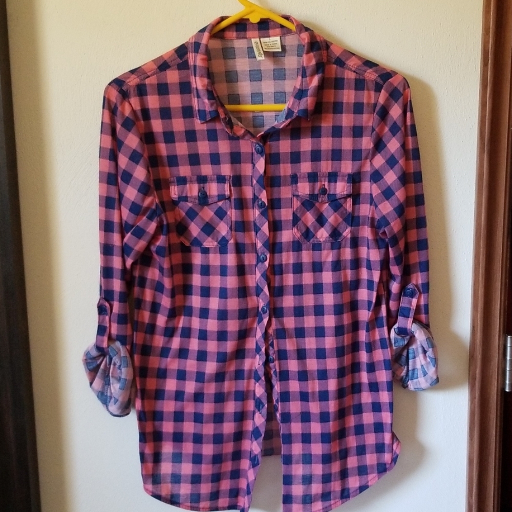 Women's Buckle Button Down Shirt Large